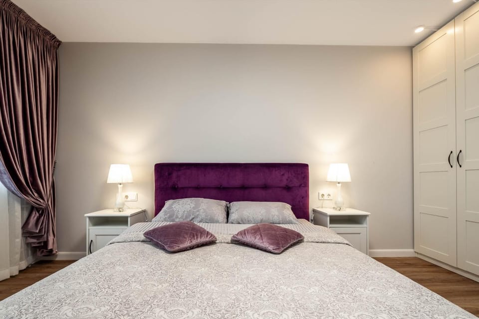 Bed, Bedroom, wardrobe