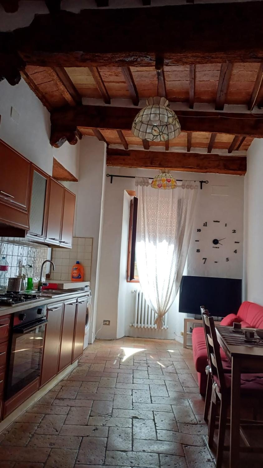 Kitchen or kitchenette, Living room, Seating area, Dining area, stove