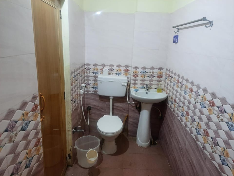 Toilet, Bathroom