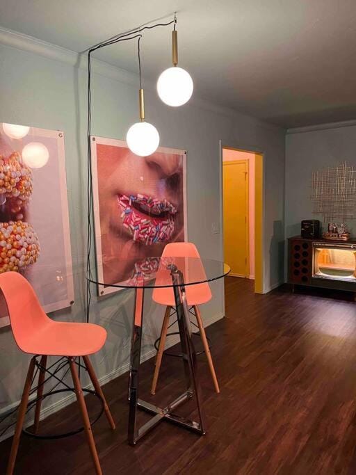 Chic 50s Time Capsule Downtown/OU Med/OK Capitol House in Oklahoma City
