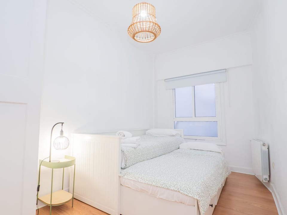 YBH Urzaiz 33-35, 3 Apartment in Vigo