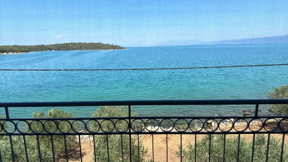 Day, Natural landscape, Balcony/Terrace, Sea view