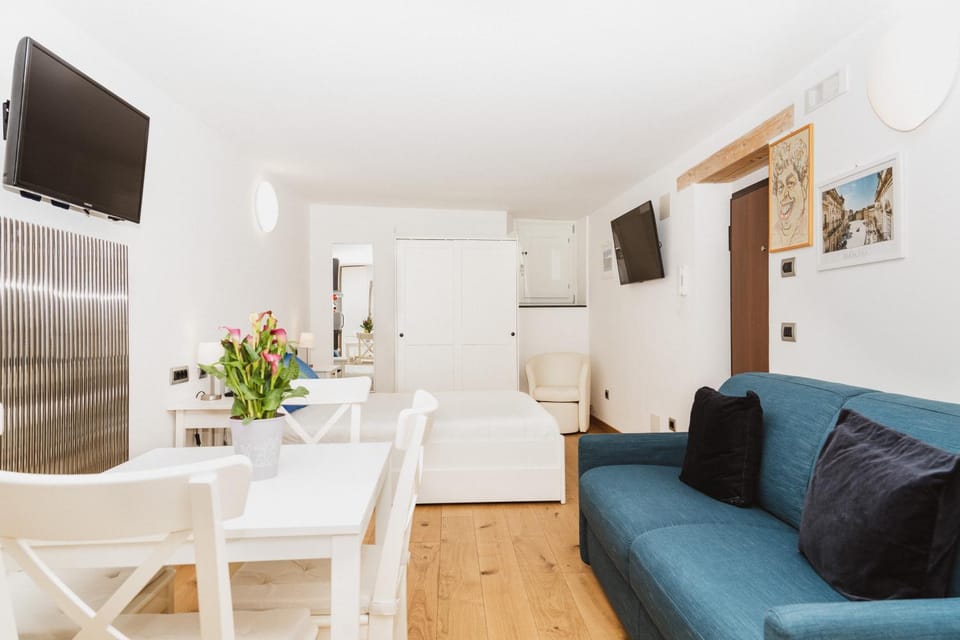Bed, Bedroom, Sunset, oven, wardrobe