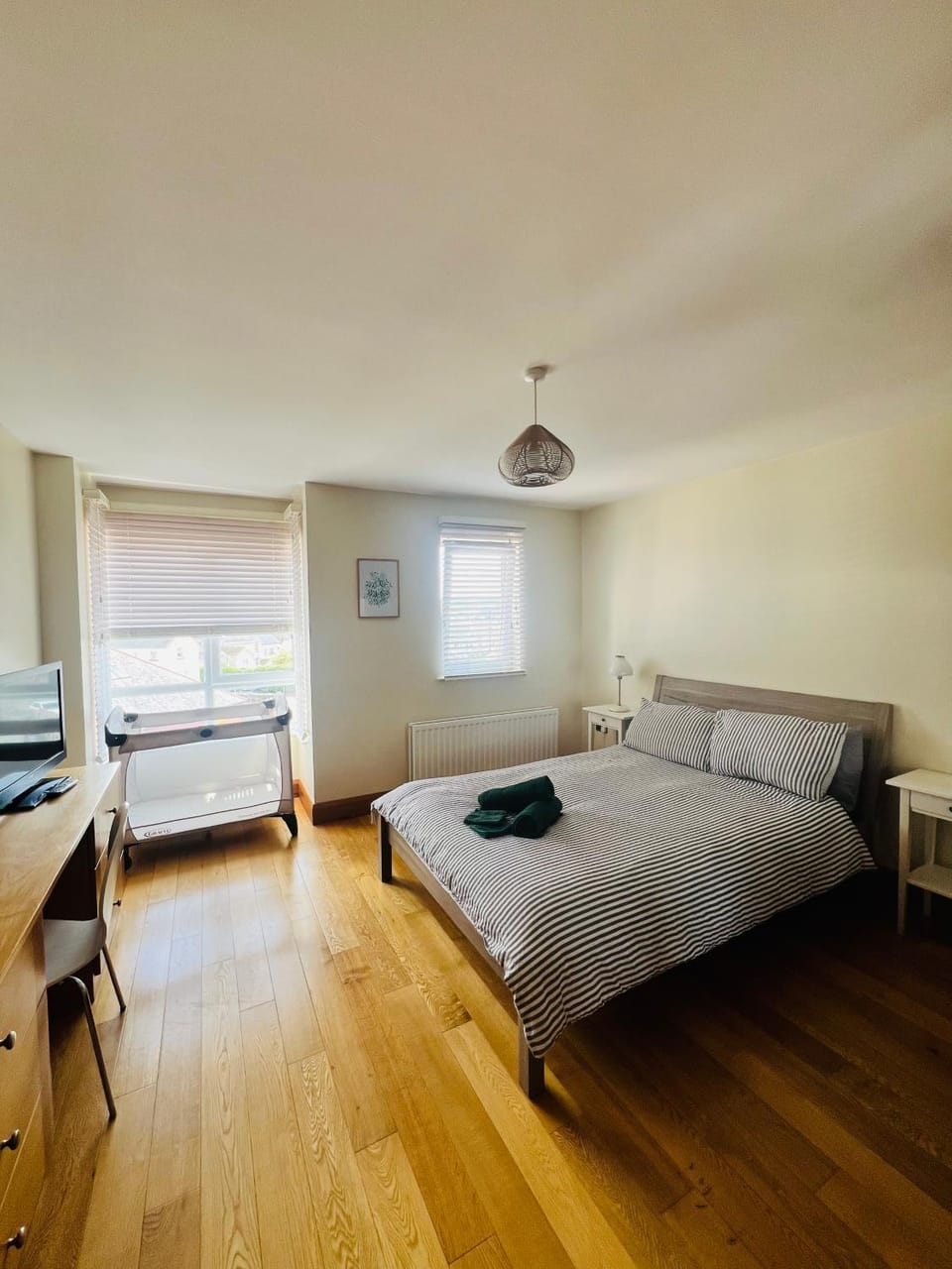 Penthouse Apartment - Town Centre, Sea Views, Secure Parking Apartment in Portrush