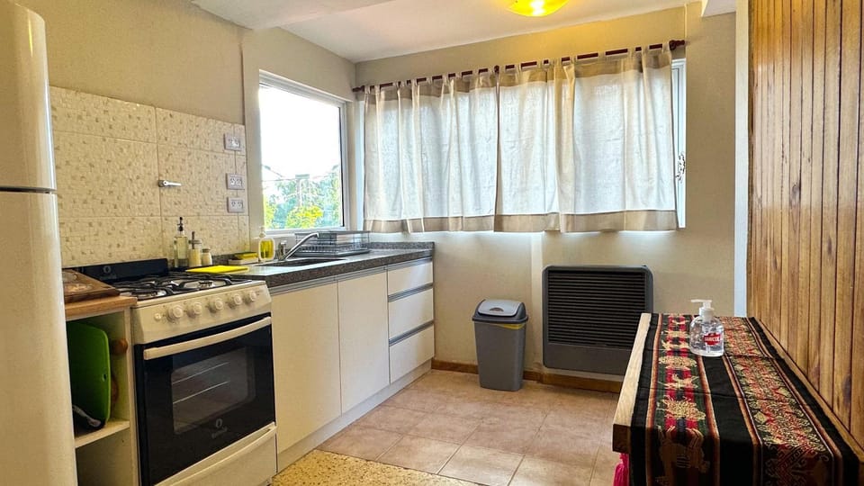 Kitchen or kitchenette, oven