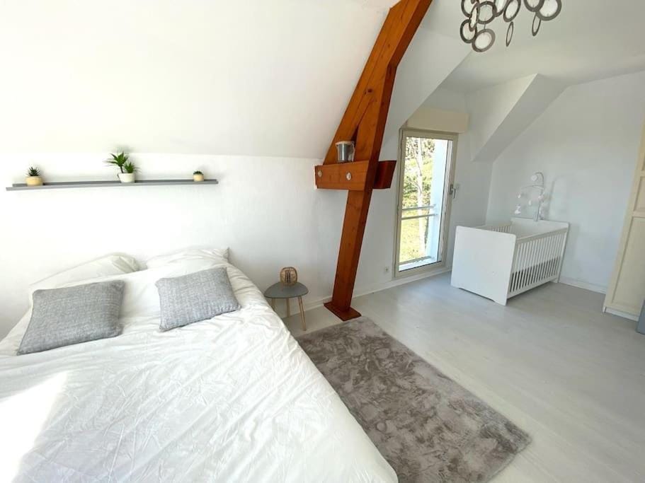 Villa avec piscine d'intérieur “ Losalia “ Villa in Dijon