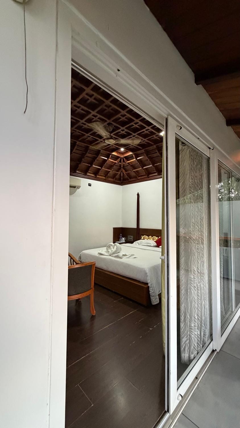 Backwater Brook Bed and Breakfast in Kumarakom