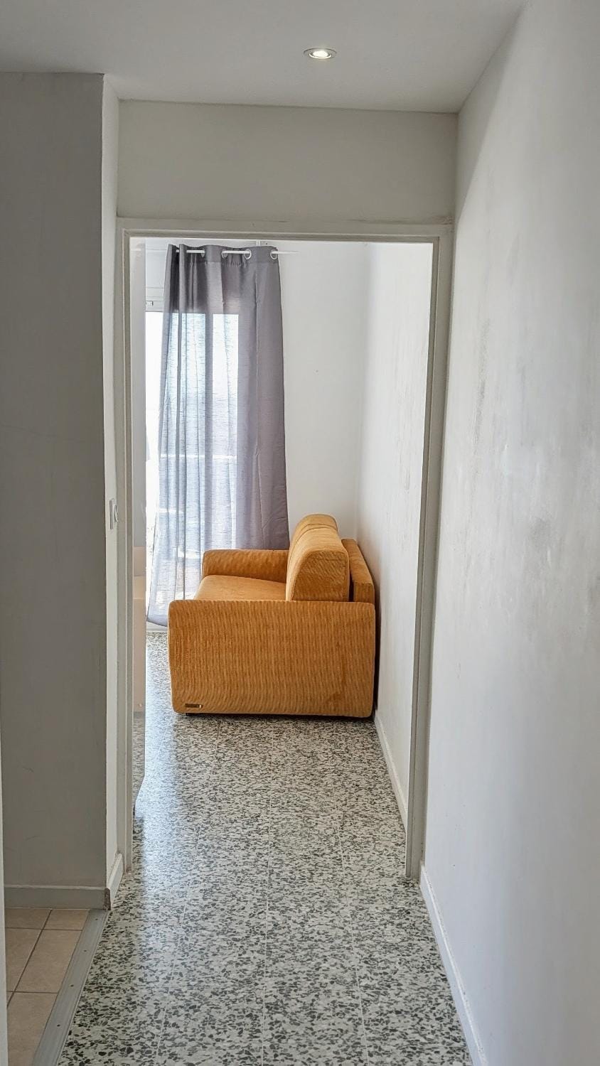 studio avec coin nuit, 100 m de la mer Apartment in Le Lavandou