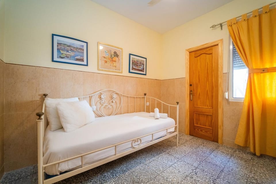 Quaint Vintage House near the Beach in Villajoyosa Apartment in Villajoyosa