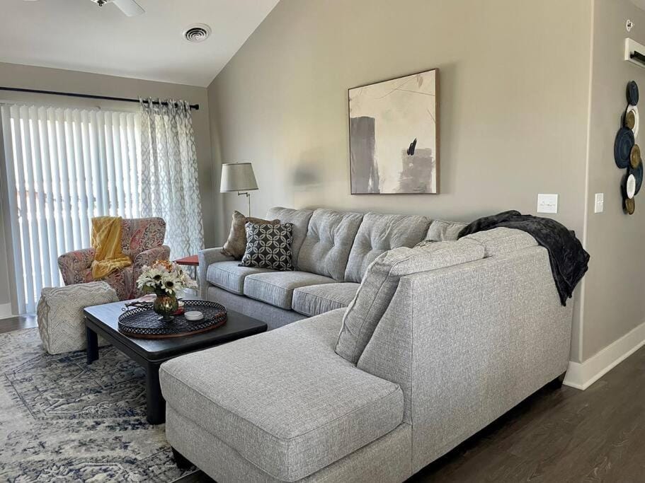 Brand New 3 Bedroom Condo in Bettendorf Apartment in Bettendorf