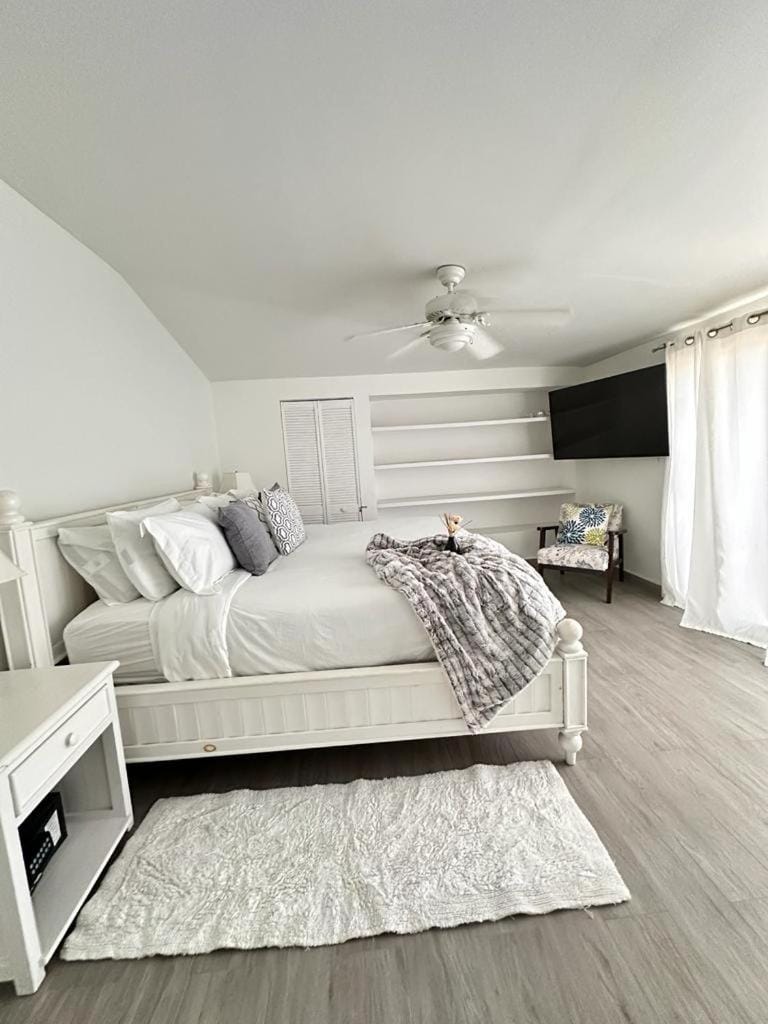 A'Viva Grace Bay - Alta3 Villa in The Bight Settlement