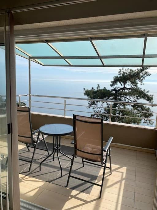 View (from property/room), Balcony/Terrace