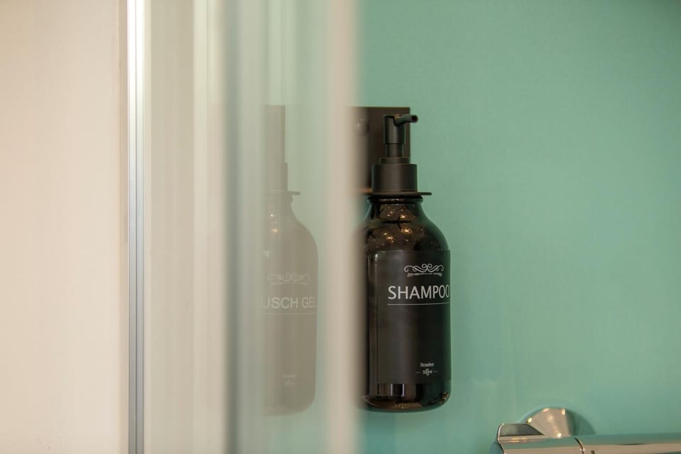 Shower, Bathroom, heating
