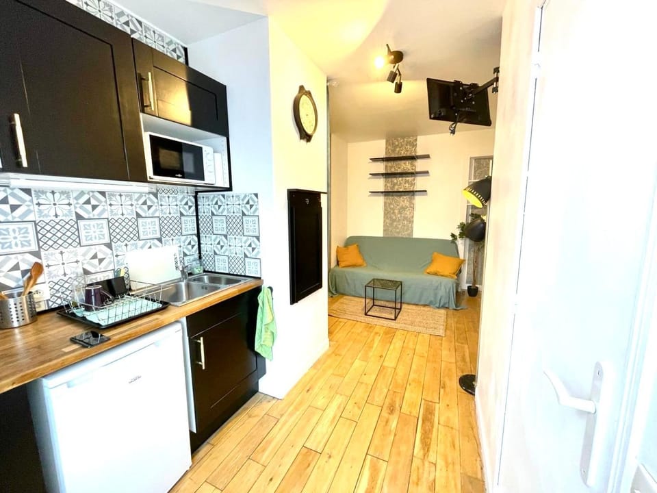 Appartement au calme Apartment in Saint-Denis, France