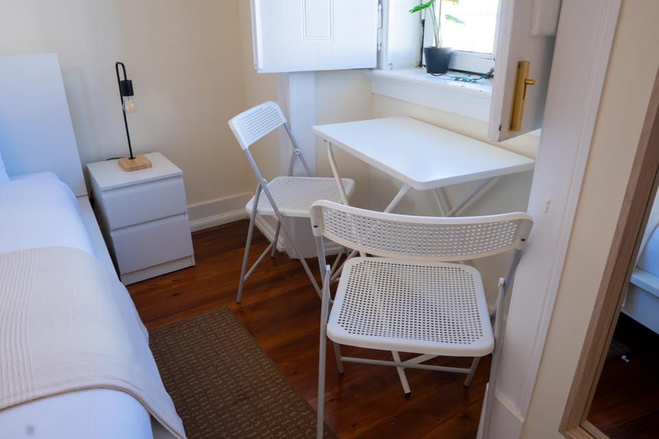 Seating area, Bedroom