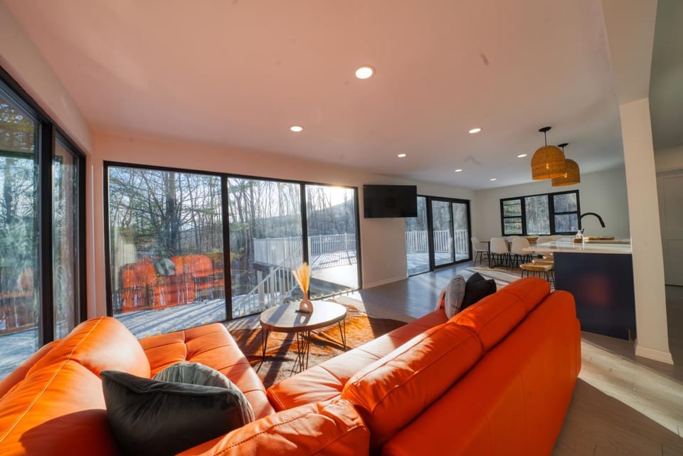 Brand New House with Huge Patio House in Hudson Valley