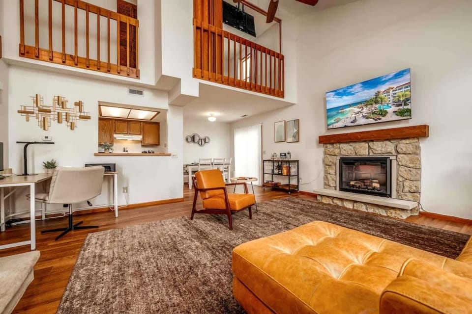 TV and multimedia, Living room, Seating area