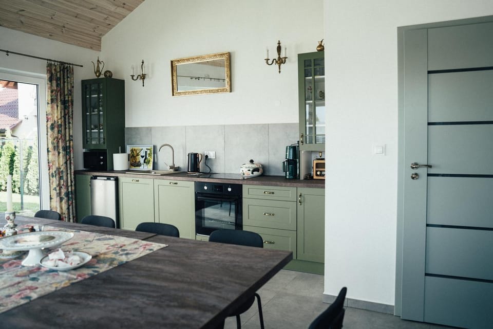 Toilet, Communal lounge/ TV room, Activities, Game Room, TV and multimedia, Kitchen or kitchenette