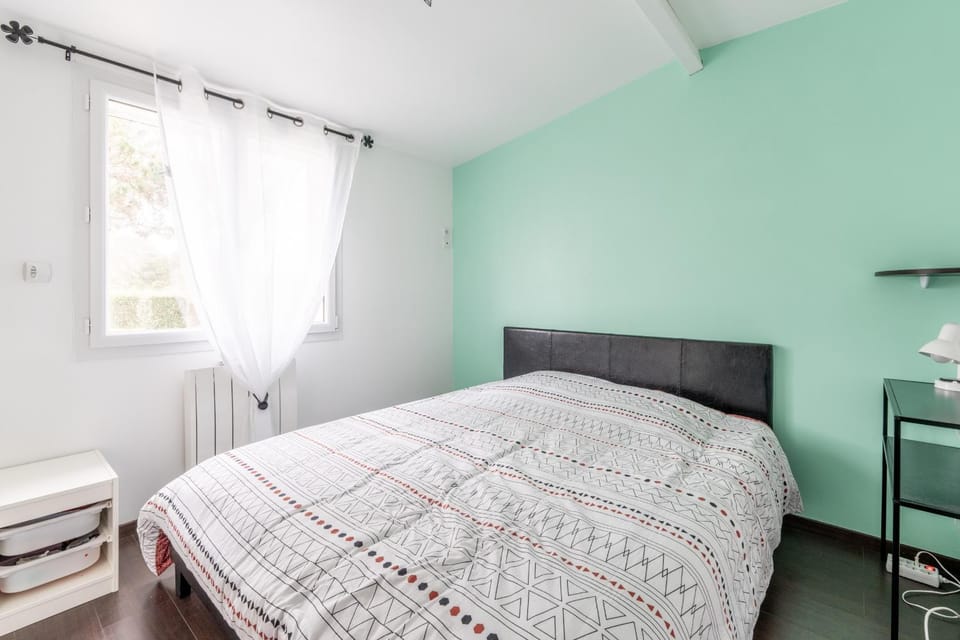 Living room, Bedroom