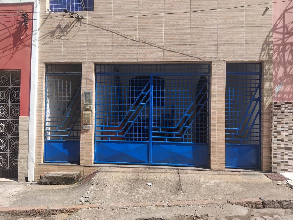 Property building, Patio, Restaurant/places to eat, Day