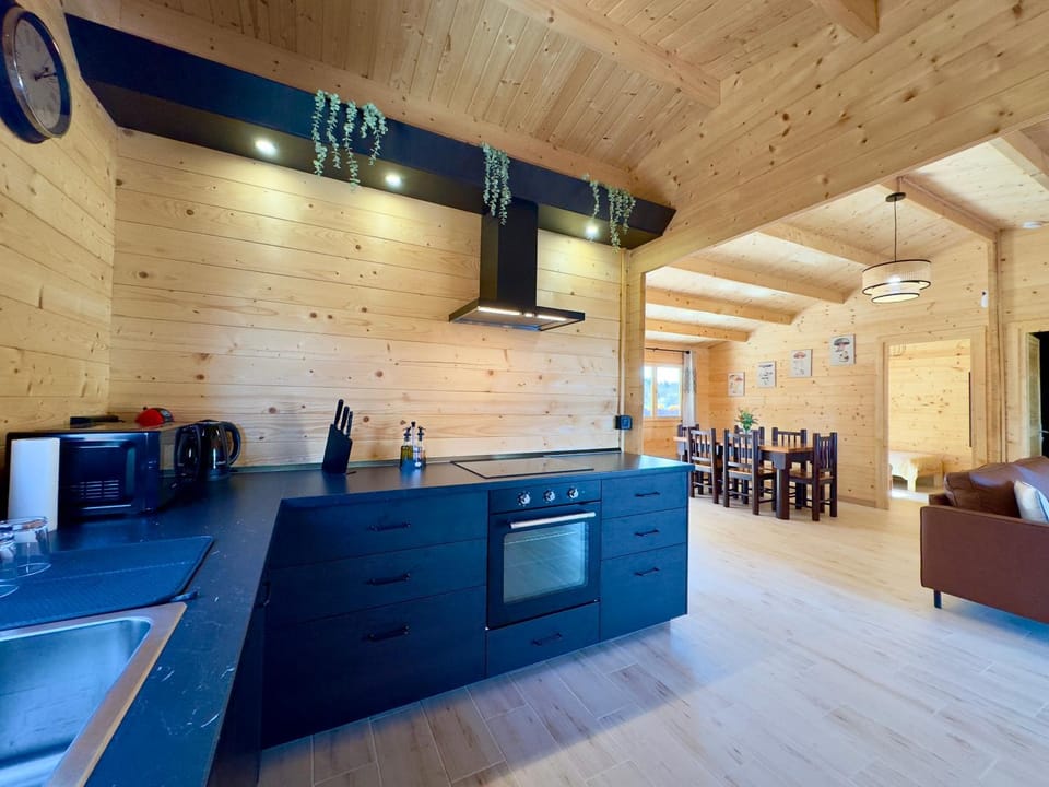 Casa de Madera La Parcela House in Valle del Guadalhorce