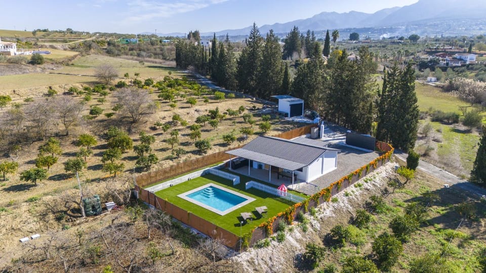 Casa de Madera La Parcela House in Valle del Guadalhorce