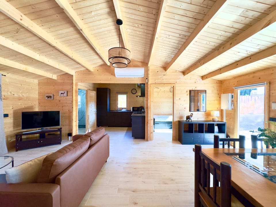 Casa de Madera La Parcela House in Valle del Guadalhorce