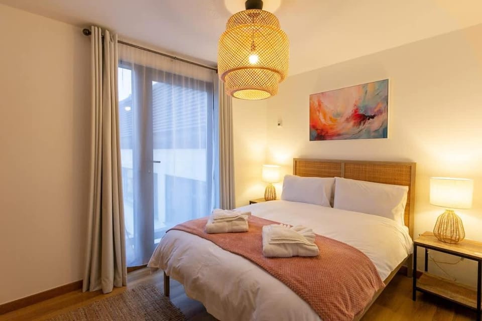 Elegance at the Lanes-3BD Apartment in Brighton