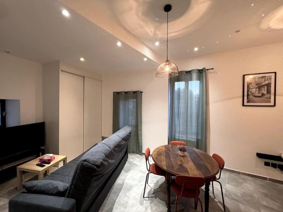 La Maison du Puits Carré House in Provence-Alpes-Côte d'Azur