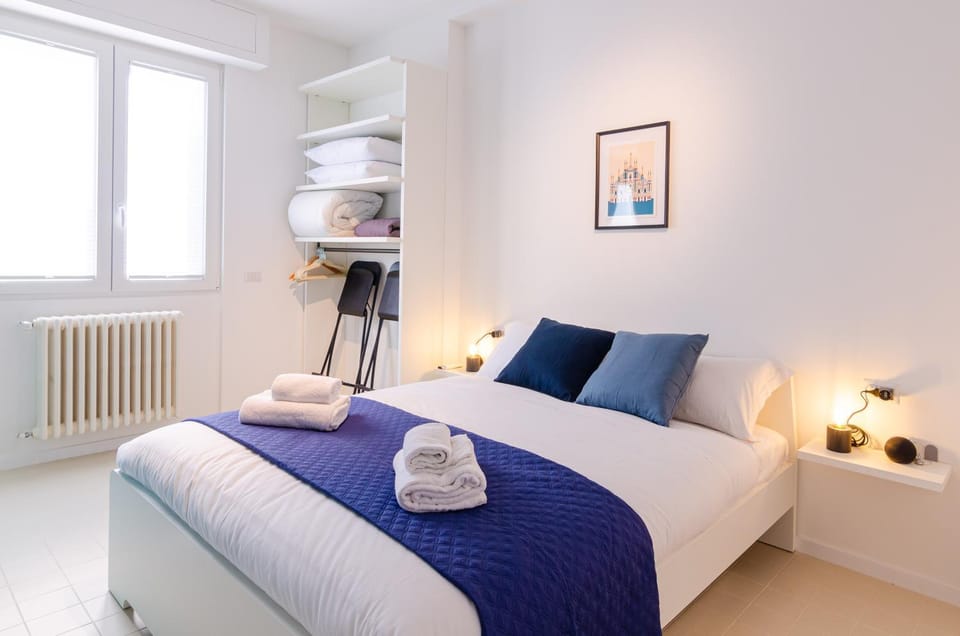 Bed, Photo of the whole room, Bedroom, internet, towels