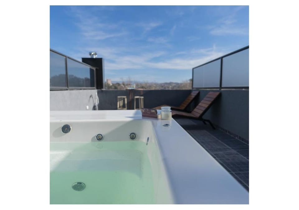 Natural landscape, Hot Tub, View (from property/room), Balcony/Terrace, sunbed