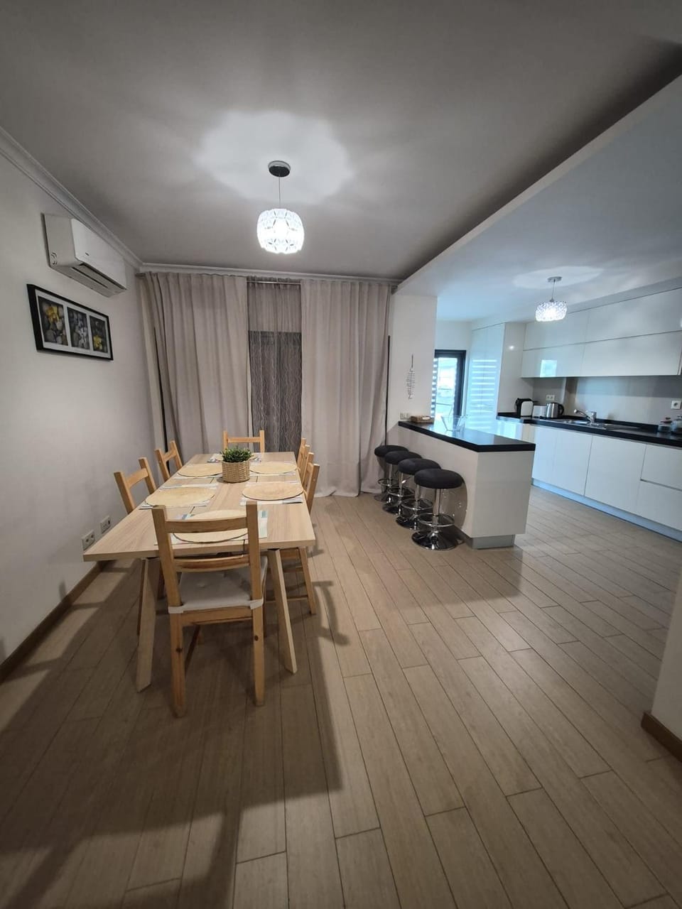 Rocha Prime Center Garage Flat Apartment in Portimao