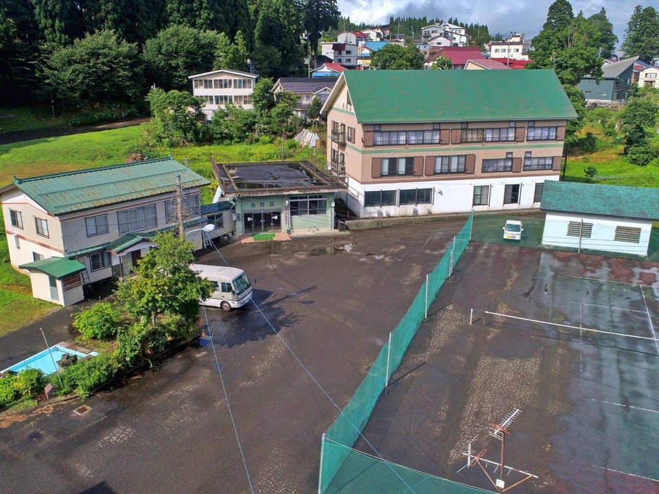 Property building, Day, Tennis court, Parking
