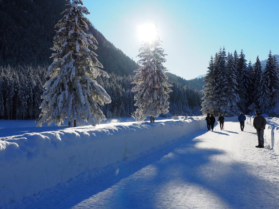 Nearby landmark, Day, Natural landscape, Winter, Mountain view