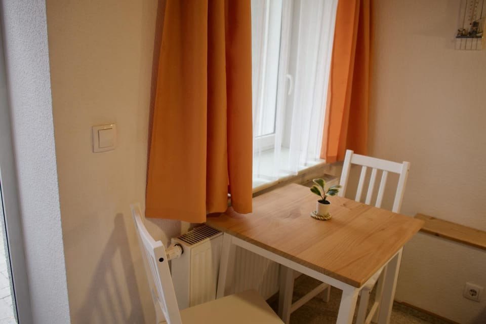 Großer Gartenbungalow Nr 3 mit Terrasse - Strandvogtei Sellin Apartment in Sellin