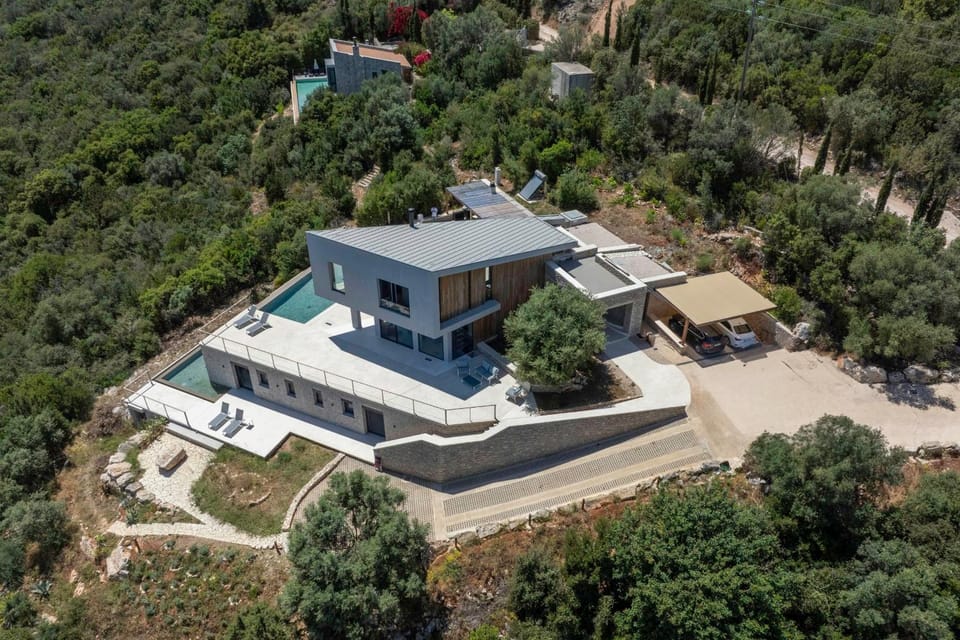 VILLA ODISSOS - Private Paradise with 2 infinity pools & Sea access Villa in Peloponnese, Western Greece and the Ionian