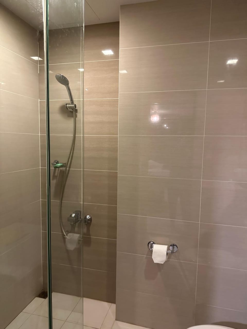 Uptown BGC 1BR Suite Room by Christine Suites Ph Apartment hotel in Makati