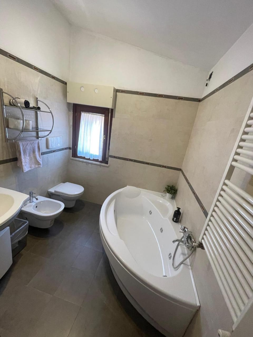 Bathroom, Bath
