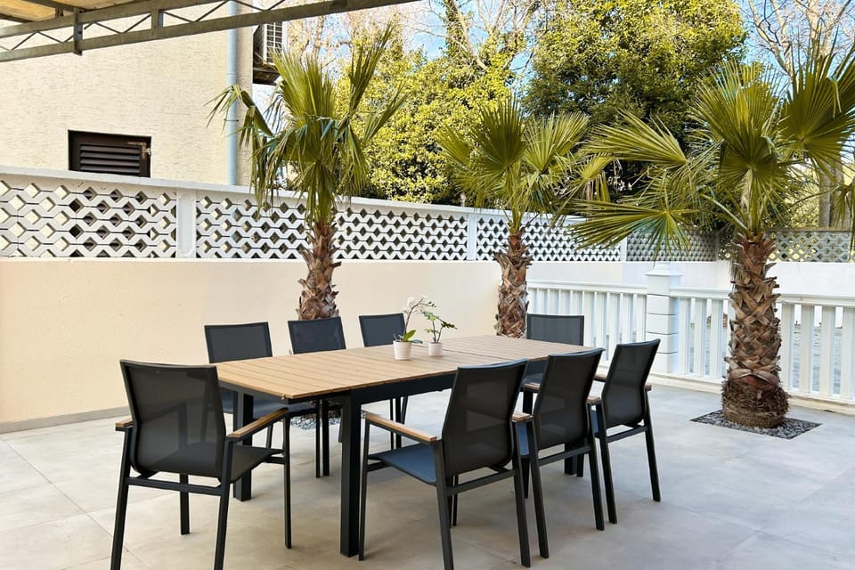 Balcony/Terrace, Dining area