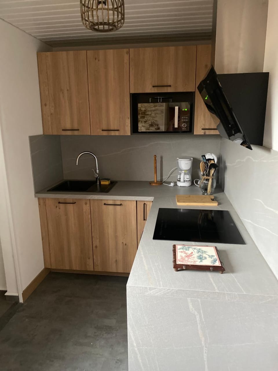 Kitchen or kitchenette, minibar, pet friendly, stove