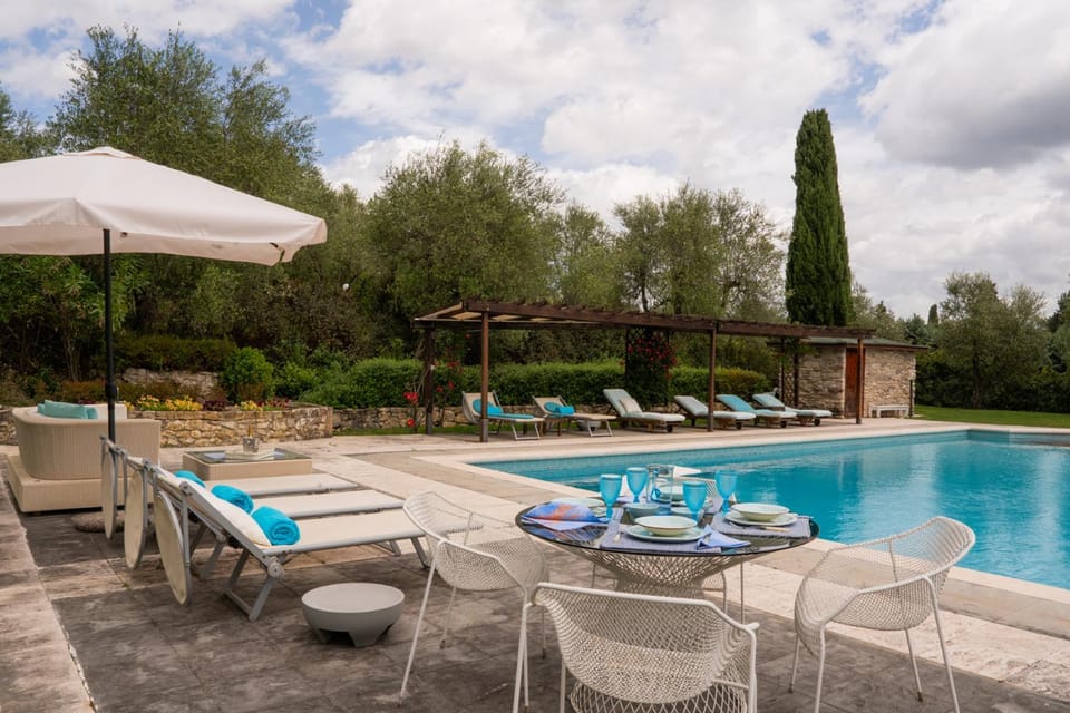 Borgo Spedaletto 3 - Dolcevita Holiday Apartment in Tuscany