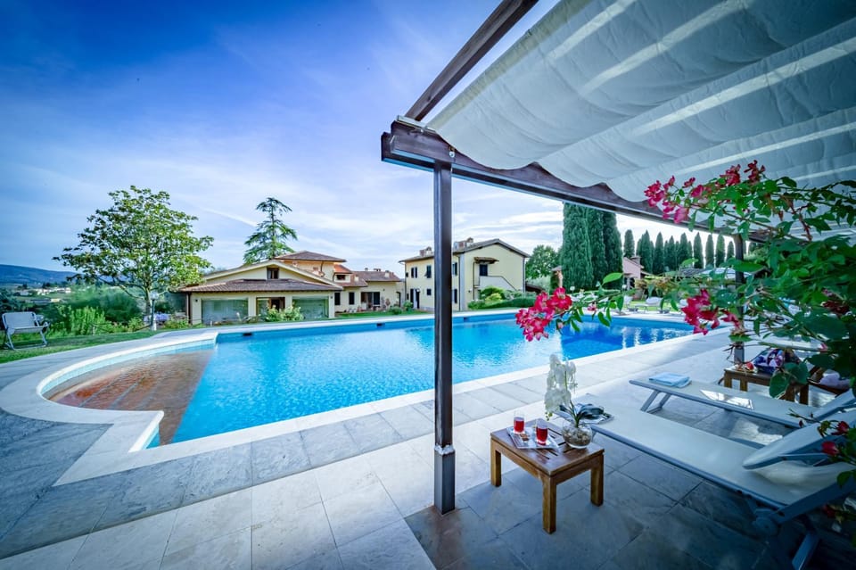 Pool view, Swimming pool