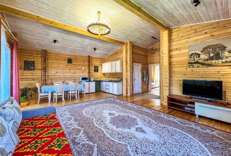 Communal lounge/ TV room, Kitchen or kitchenette, Living room, Seating area
