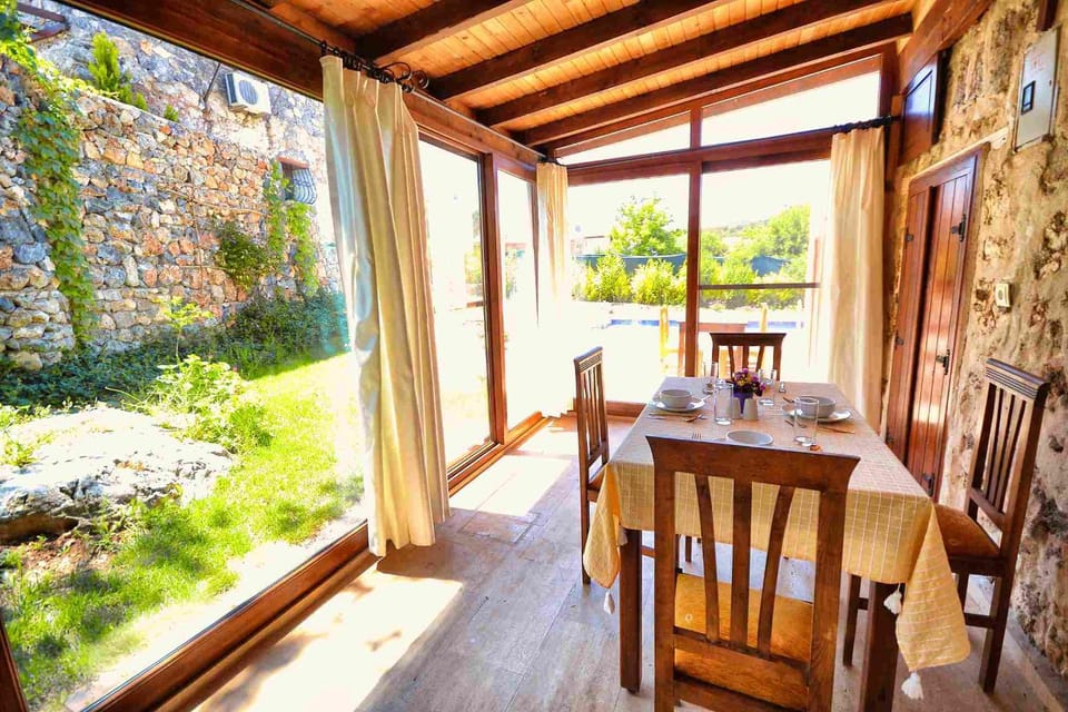 Patio, Garden, Balcony/Terrace, Dining area