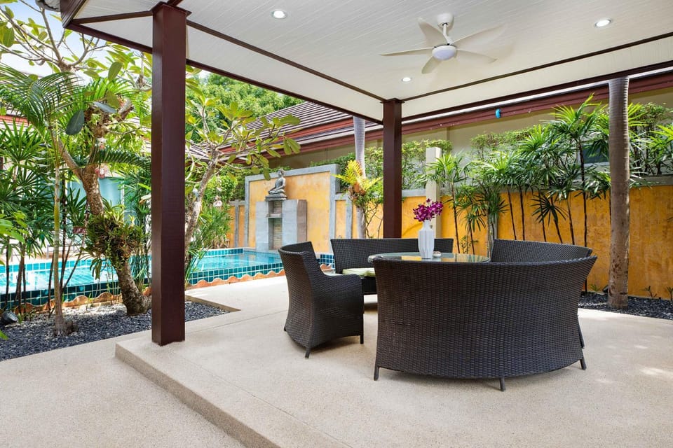 Property building, Balcony/Terrace