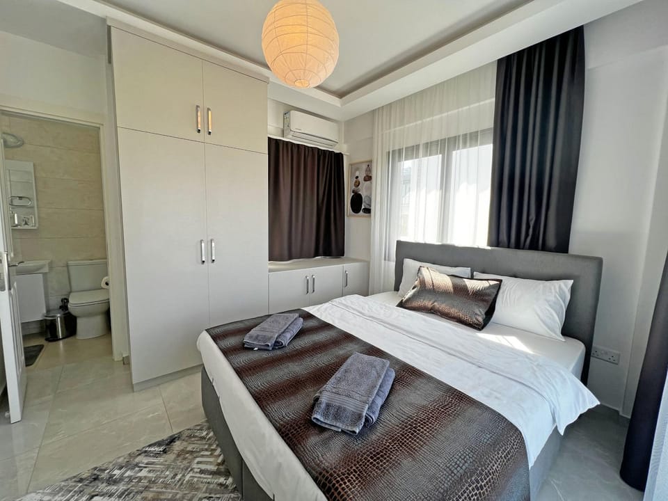 Bed, Photo of the whole room, Bedroom, towels, wardrobe