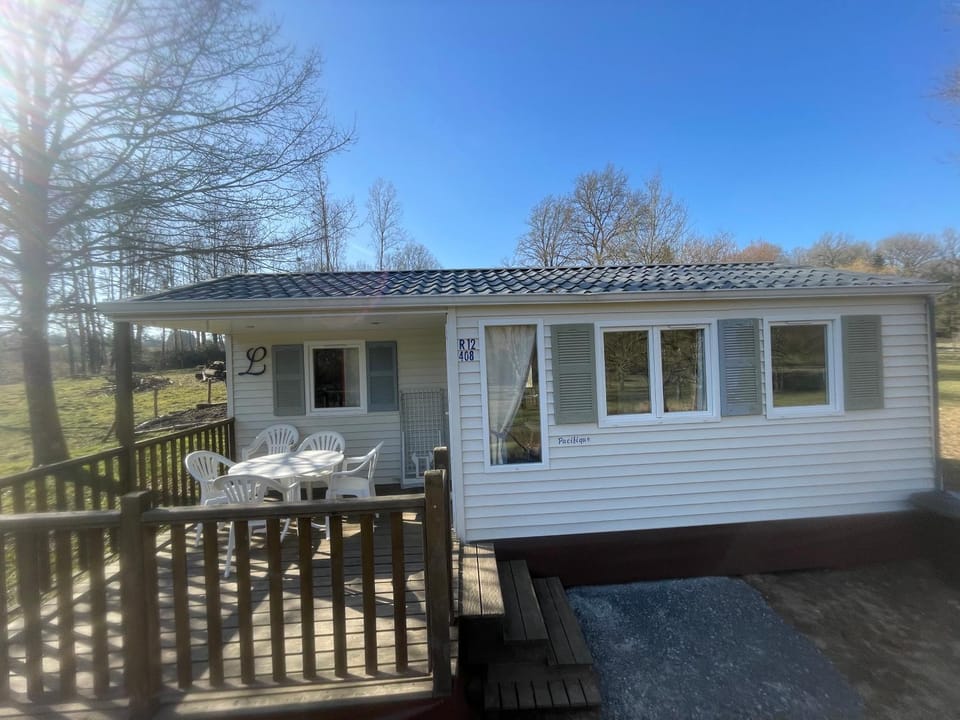 logement au coeur de la nature Campground/ 
RV Resort in Centre-Val de Loire