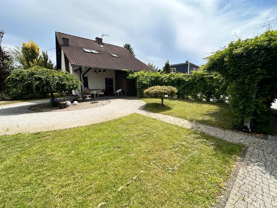 Property building, Spring, Natural landscape, Garden view