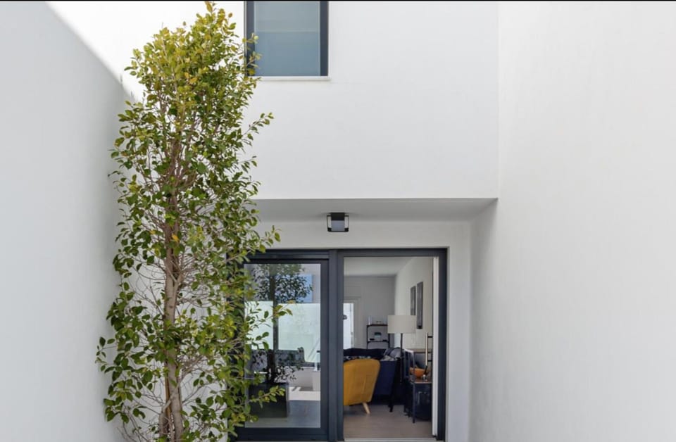 Facade/entrance, Lobby or reception