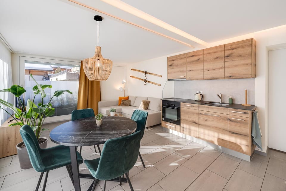 Living room, Dining area, kitchen